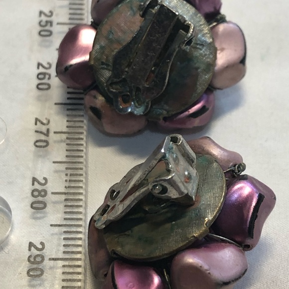 Vintage Costume Jewelry Necklace with Matching Clip on Earrings Pink/Purple - Picture 4 of 13